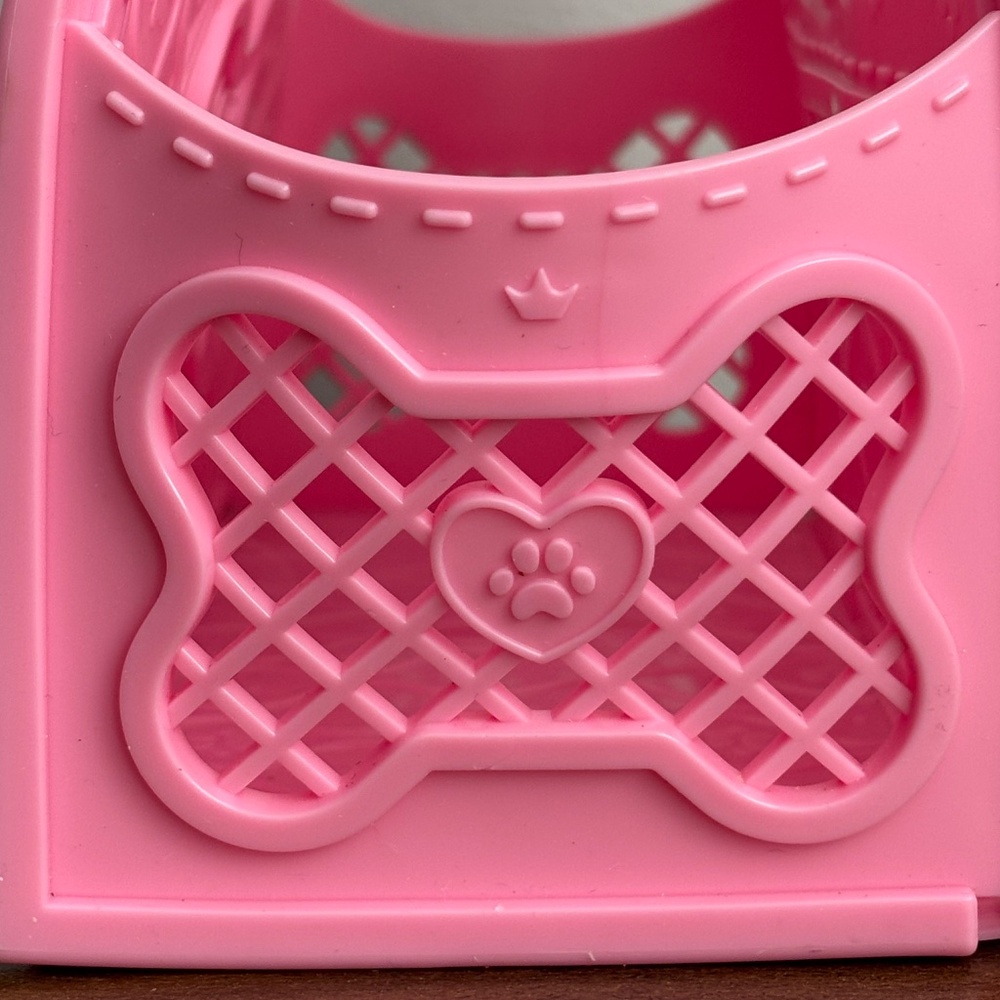 DISNEY PRINCESS Pink Puppy Dog Carrier Bag Purse Hard Plastic Jakk's Pacific - Picture 8 of 8